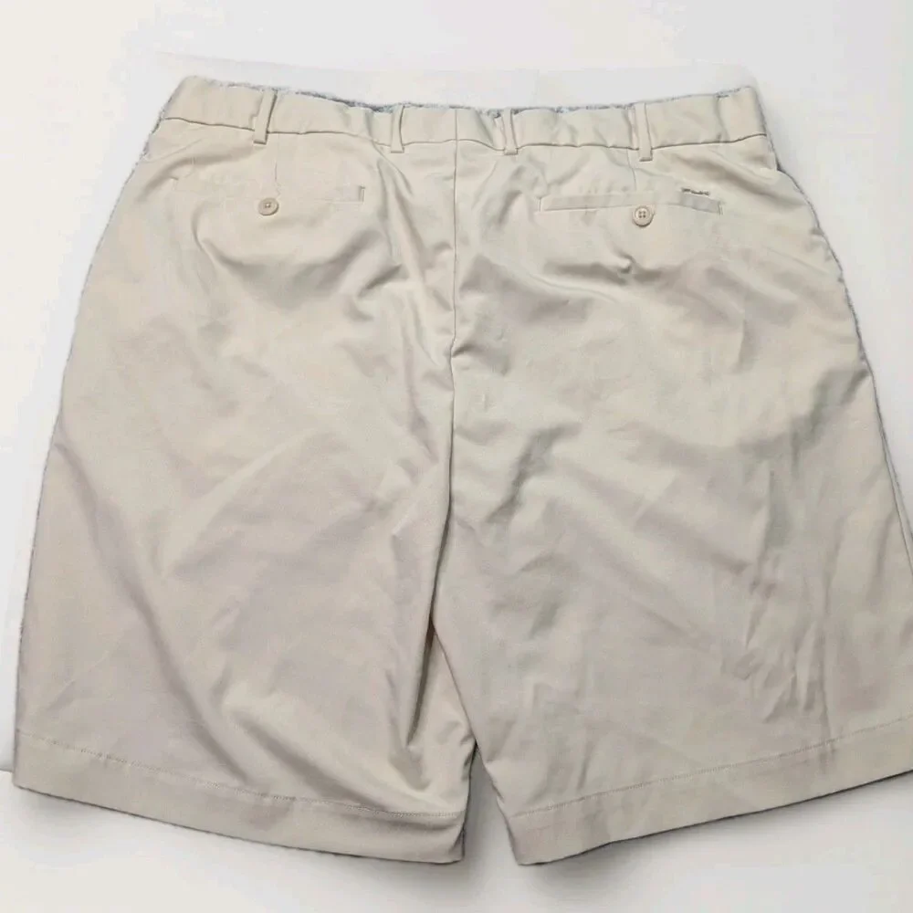 RLX Ralph Lauren Men’s Khaki Golf Shorts 40 x 10”
